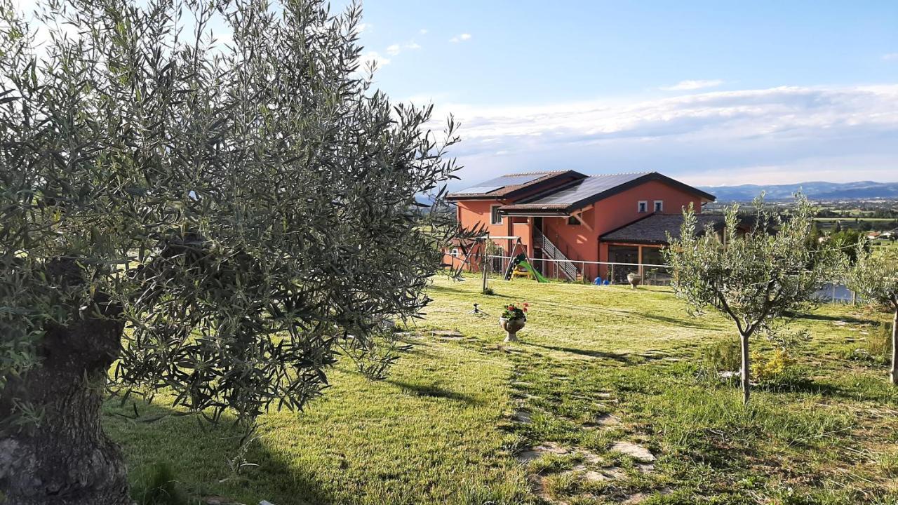 Agriturismo Incanto Della Natura Cannara Εξωτερικό φωτογραφία